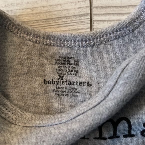 “Grandma” onesie - Picture 3 of 3